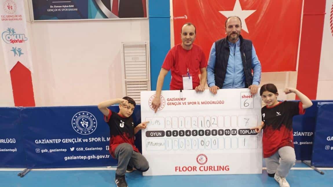 Celal Bayar Ortaokulu Türkiye Finallerine Yükseldi